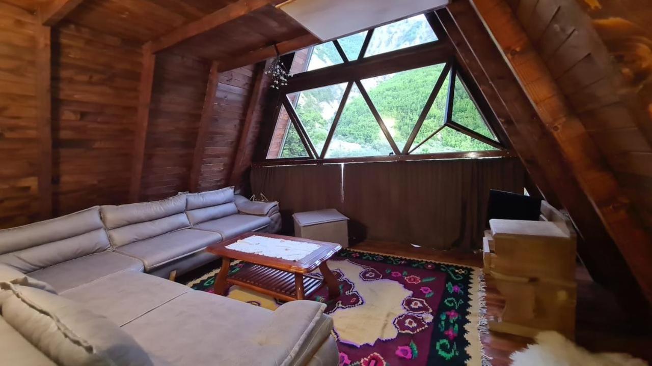 Dibra Park Agrotourism Hotel Peshkopi Buitenkant foto