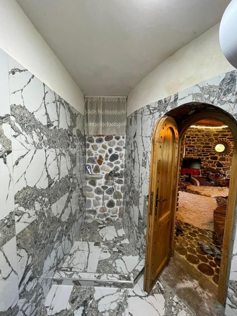 Dibra Park Agrotourism Hotel Peshkopi Buitenkant foto