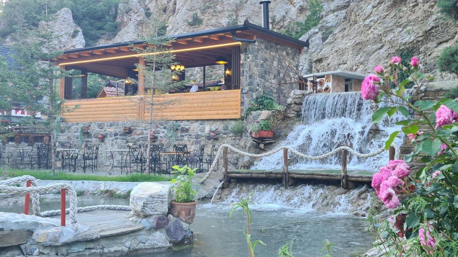 Dibra Park Agrotourism Hotel Peshkopi Buitenkant foto